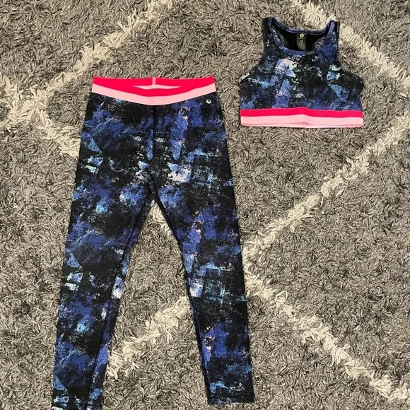 Girls Activewear Bundle Sports Bras Shorts Gymnastics Dance Acro Size 10-14 - Picture 7 of 10